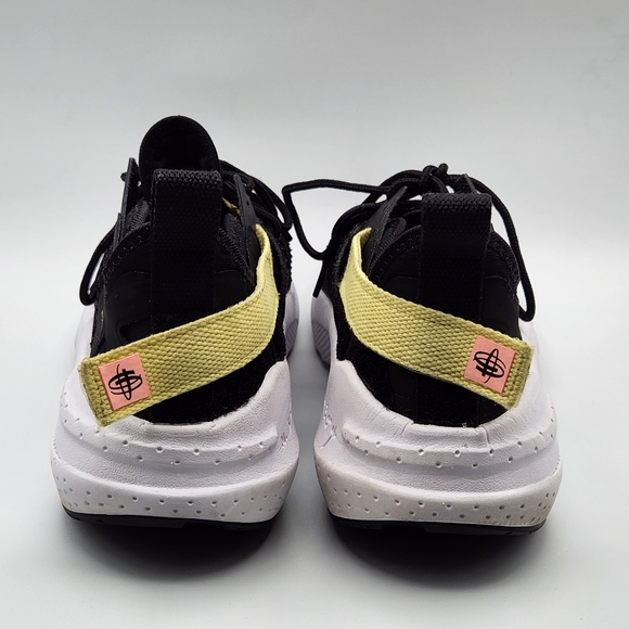 Nike Huarache Type Black 2019 - Picture 4 of 10